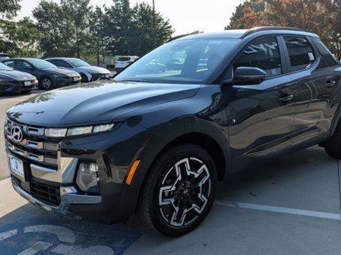 New 2025 Hyundai Santa Cruz Limited image 2