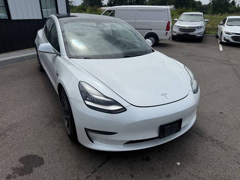 Used 2020 Tesla Model 3 Long Range AWD/4WD image 24