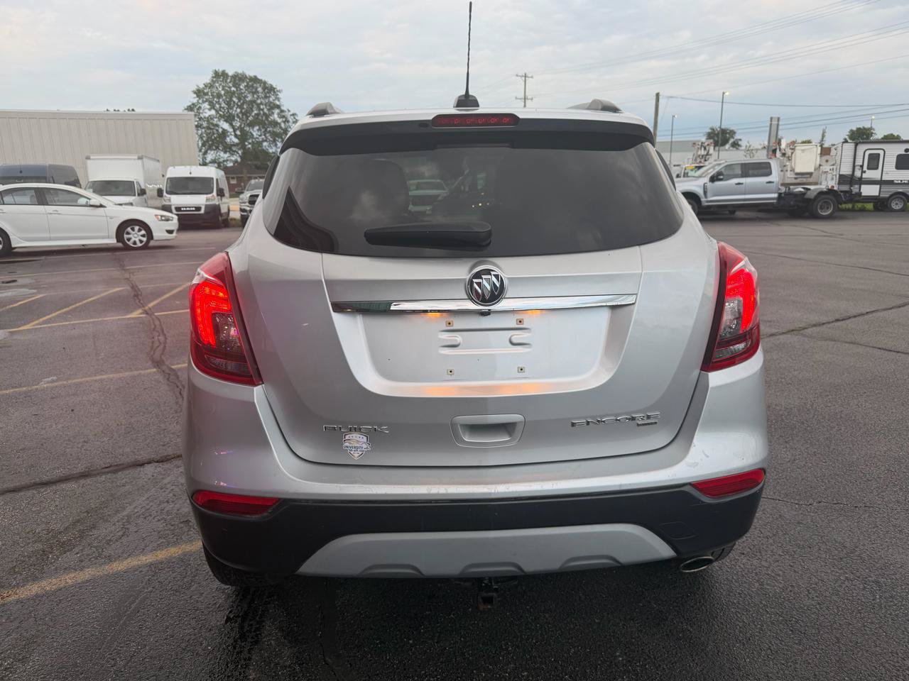 Used 2018 Buick Encore Preferred AWD/4WD image 4