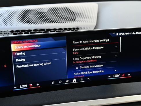 Certified 2025 BMW iX xDrive50 image 25