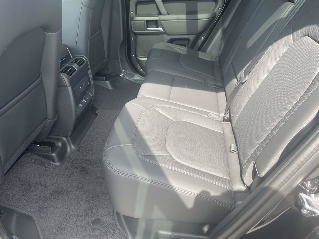 New 2026 Land Rover Defender 110 S AWD/4WD image 16