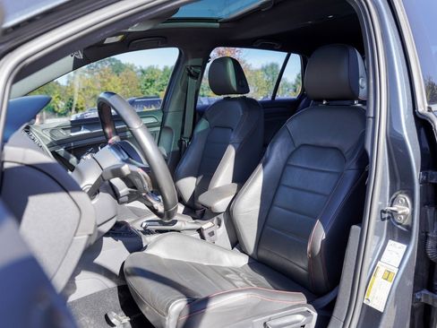 Used 2020 Volkswagen GTI SE image 14