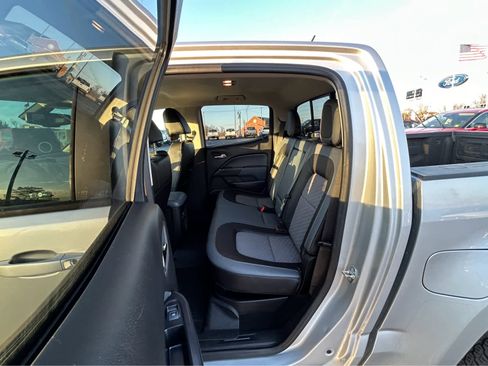 Used 2017 Chevrolet Colorado Z71 image 8