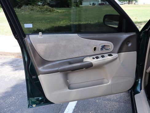 Used 2001 MAZDA Protege FWD image 23