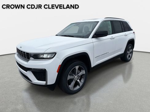 New 2026 Jeep Grand Cherokee Limited image 8