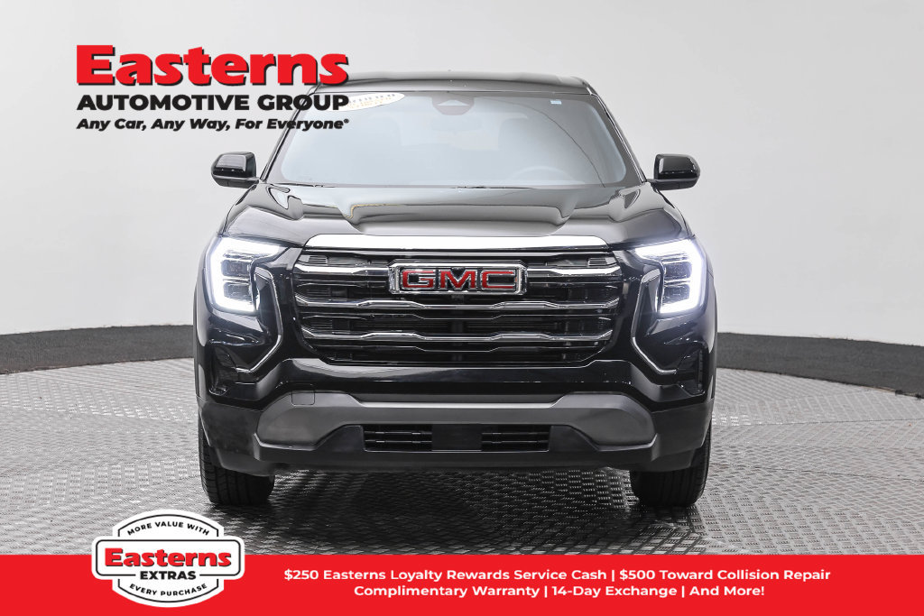Used 2026 GMC Terrain Elevation FWD image 3