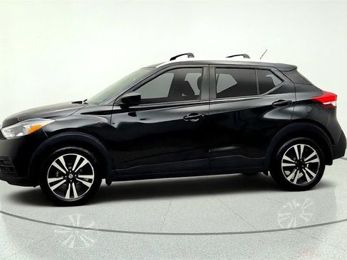 Used 2018 Nissan Kicks SV w/ Exterior Package FWD image 8
