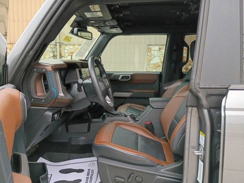 Used 2023 Ford Bronco Outer Banks image 15