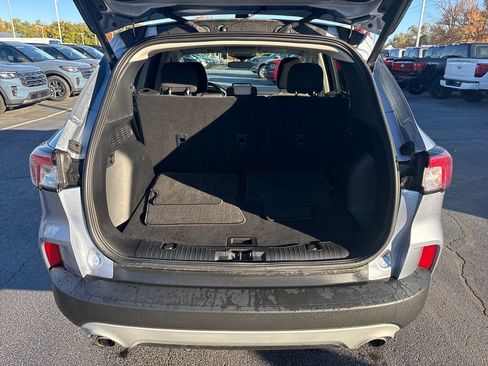 Used 2022 Ford Escape SE w/ Convenience Package image 11