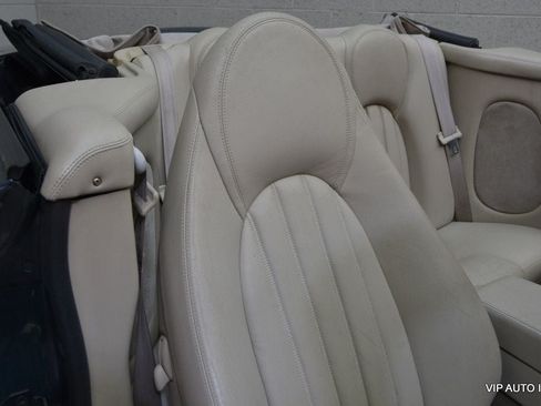 Used 2000 Jaguar XK8 Convertible RWD image 25