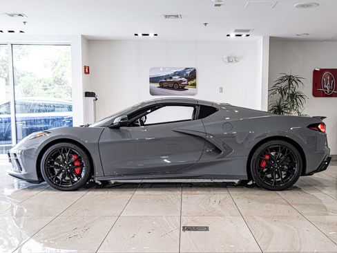Used 2024 Chevrolet Corvette Stingray Premium Cpe w/ Z51 Performance Package RWD image 7