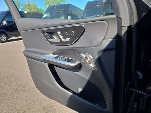 New 2026 Mercedes-Benz GLC 300 4MATIC image 21