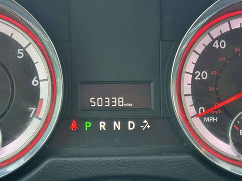 Used 2019 Dodge Grand Caravan SE FWD image 26
