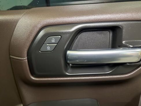 Used 2020 Chevrolet Silverado 1500 RST image 72