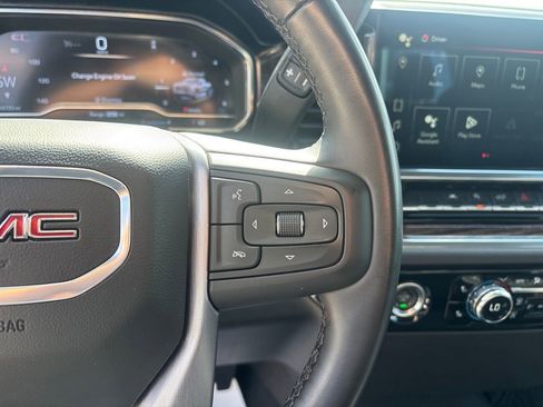 Used 2024 GMC Sierra 1500 SLE image 15
