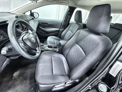 Used 2024 Toyota Corolla LE image 17