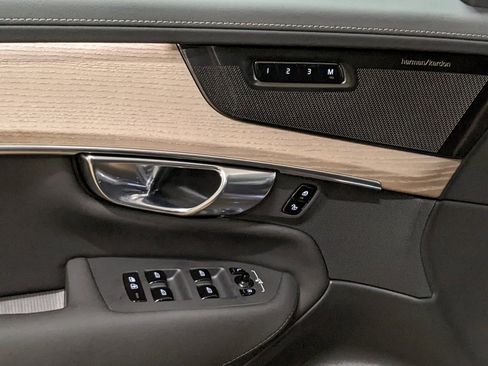 New 2026 Volvo XC90 B6 Plus image 10