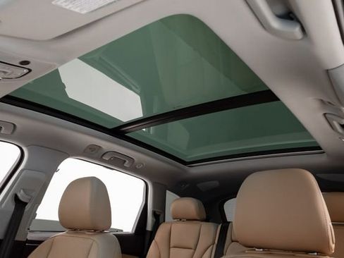 Used 2024 Audi Q7 2.0T Premium Plus w/ Premium Plus Package image 9