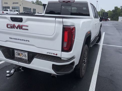 Used 2022 GMC Sierra 2500 AT4 w/ AT4 Premium Plus Package AWD/4WD image 4