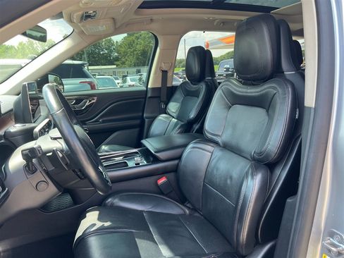 Used 2020 Lincoln Aviator Reserve w/ Equipment Group 202A AWD/4WD image 6