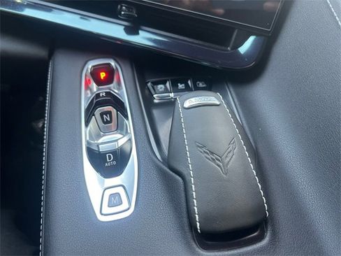 Used 2024 Chevrolet Corvette Stingray Preferred Cpe w/ Z51 Performance Package image 28