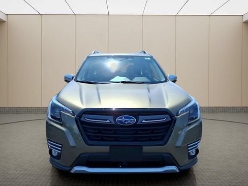 Used 2023 Subaru Forester Touring AWD/4WD image 4