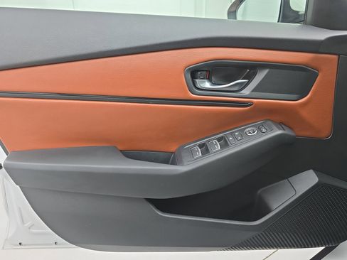 Used 2024 Honda Accord EX image 25