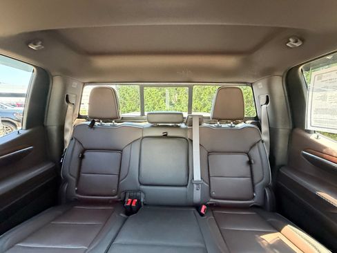 Used 2024 GMC Sierra 1500 Denali w/ Denali Reserve Package AWD/4WD image 3