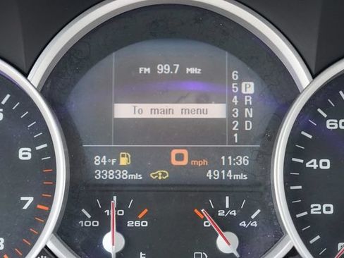Used 2005 Porsche Cayenne Turbo AWD/4WD image 31