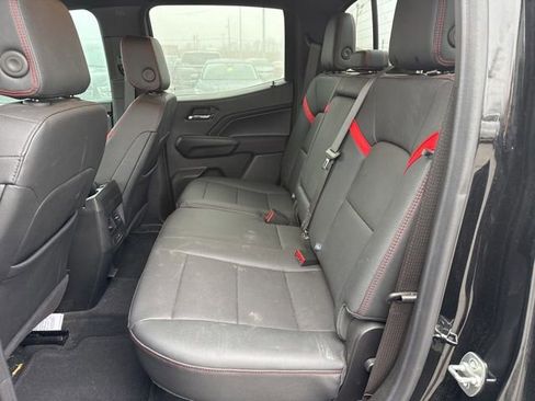 Used 2024 Chevrolet Colorado Z71 w/ Z71 Convenience Package 2 image 16