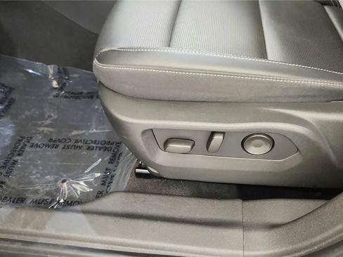 Used 2024 Buick Envision Preferred AWD/4WD image 21