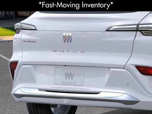New 2026 Buick Envista Avenir image 15