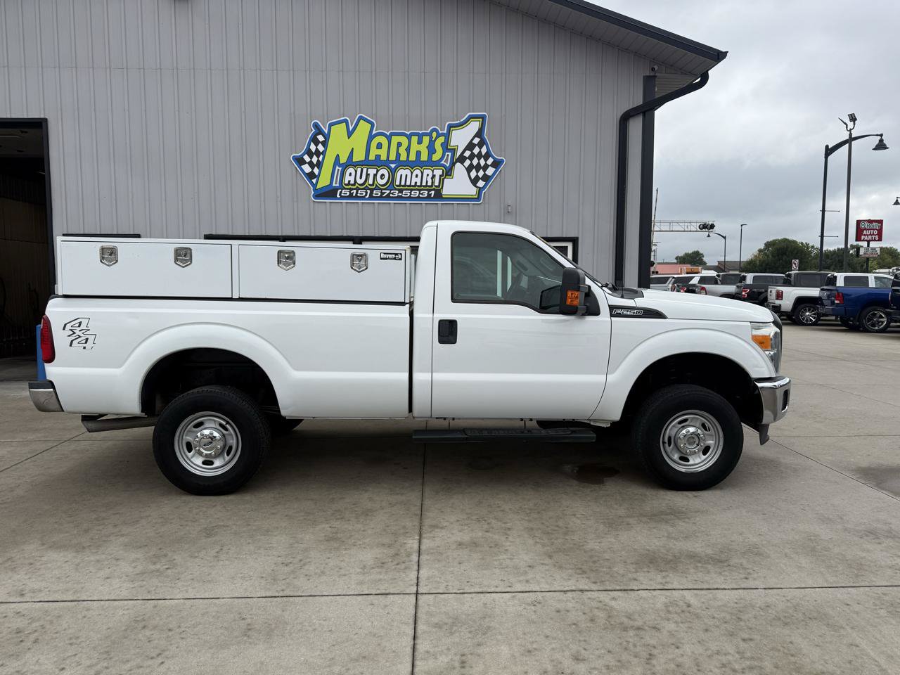 Used 2015 Ford F250 XL w/ Power Equipment Group AWD/4WD image 7