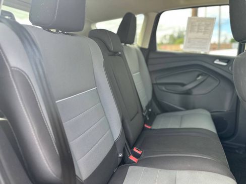 Used 2014 Ford Escape SE w/ Equipment Group 201A AWD/4WD image 25