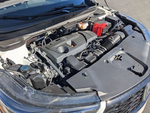 Certified 2025 Acura RDX SH-AWD image 17