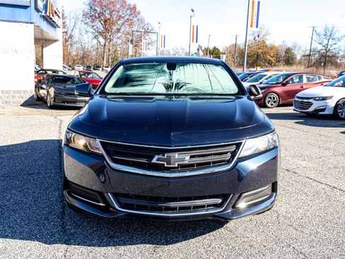Used 2018 Chevrolet Impala LS image 2