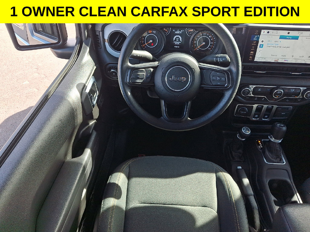 Used 2025 Jeep Wrangler Sport AWD/4WD image 11