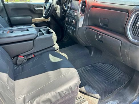 Used 2020 Chevrolet Silverado 1500 LT w/ Texas Edition RWD image 17