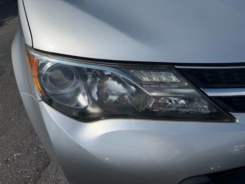 Used 2013 Toyota RAV4 LE image 4