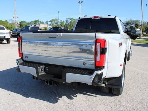 Used 2025 Ford F450 Platinum w/ Platinum Plus Package AWD/4WD image 12