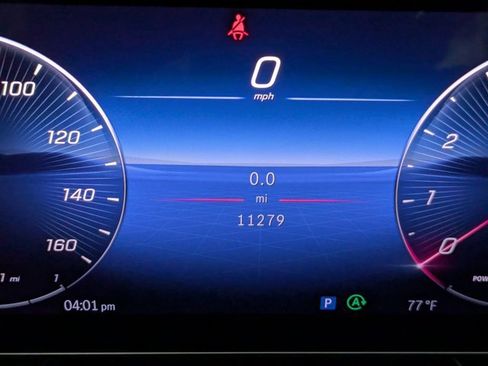 Certified 2024 Mercedes-Benz GLC 300 image 11