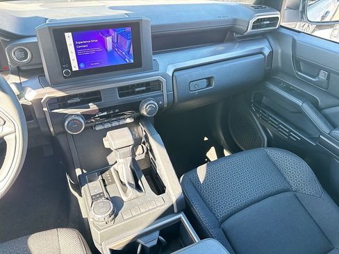 Used 2025 Toyota 4Runner SR5 image 28