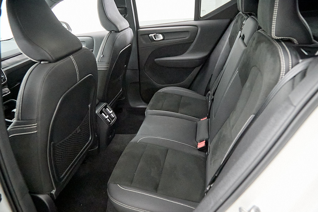 Certified 2023 Volvo XC40 Recharge Plus AWD/4WD image 20
