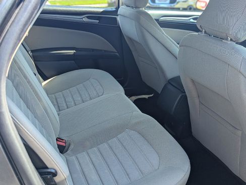 Used 2019 Ford Fusion S FWD image 27