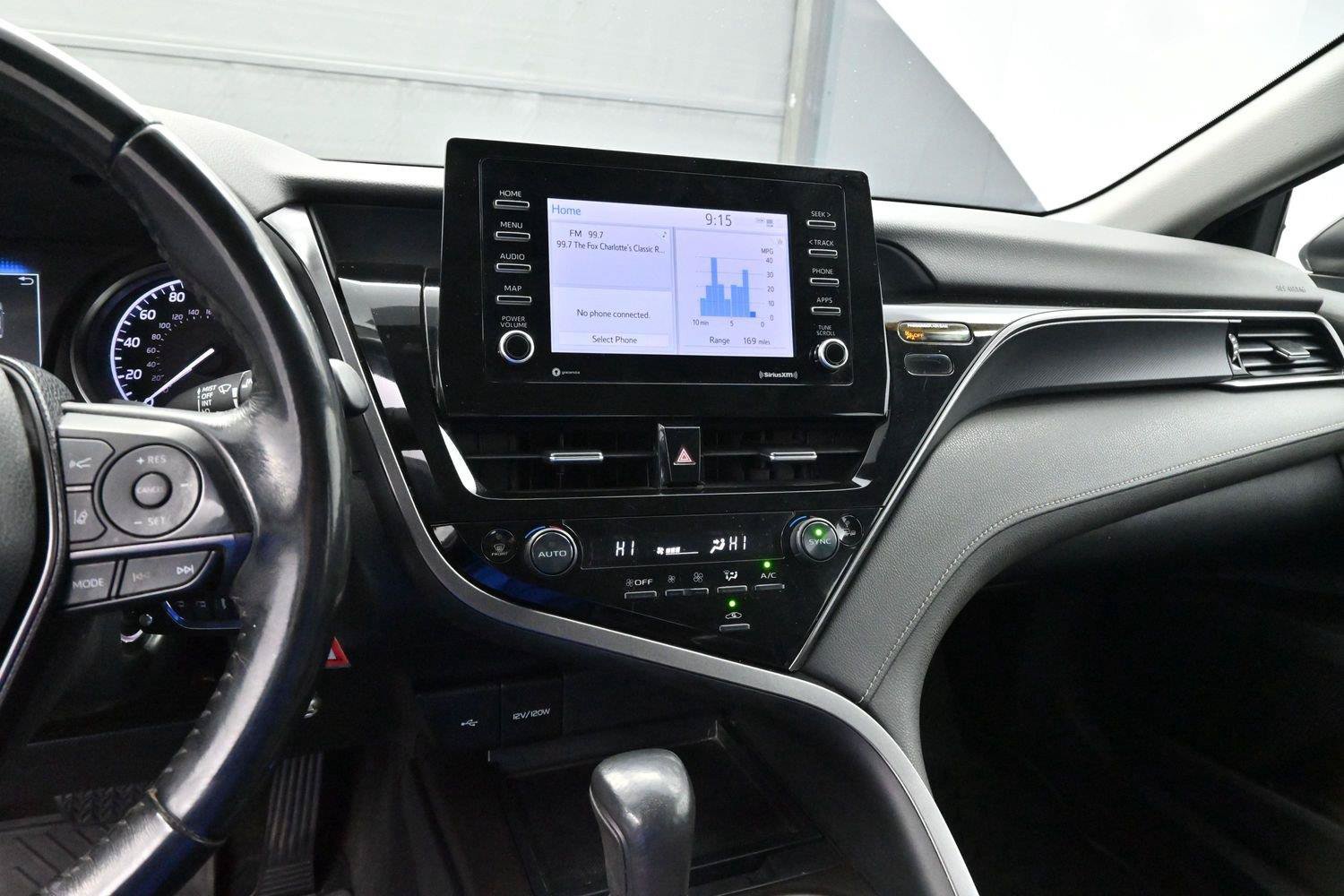Used 2023 Toyota Camry SE FWD image 17