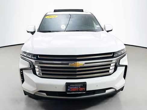 Used 2024 Chevrolet Tahoe High Country image 2