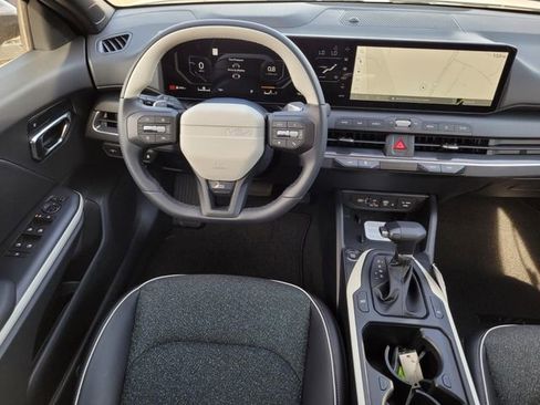 New 2025 Kia K4 GT-Line Turbo w/ GT-Line Sunroof Package FWD image 14