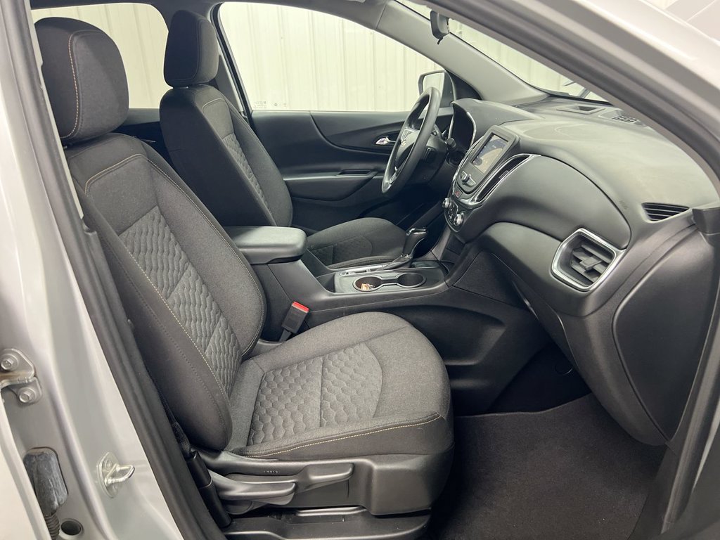 Used 2020 Chevrolet Equinox LT FWD image 21