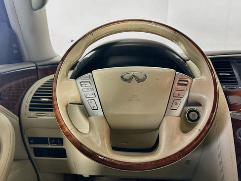Used 2016 INFINITI QX80 4WD w/ Deluxe Technology Package image 18
