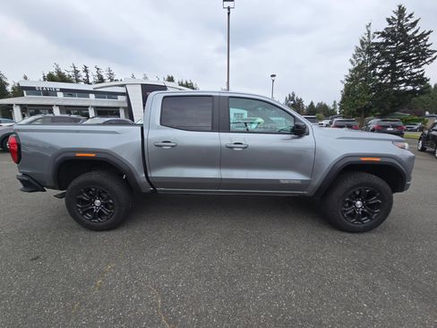 Used 2024 GMC Canyon Elevation w/ Convenience Package RWD image 2
